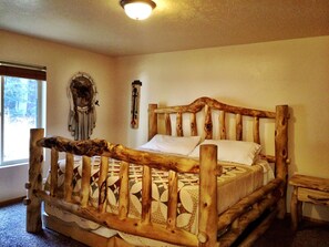 4 bedrooms, in-room safe, travel crib, free WiFi - Spacious 4BR, 4BA + 2min from Skiing, HotTub, Cable+Theater, Wifi (Brian Head)