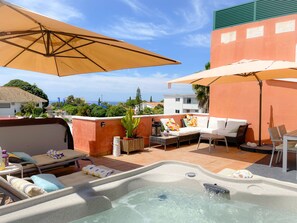 Bain à remous extérieur