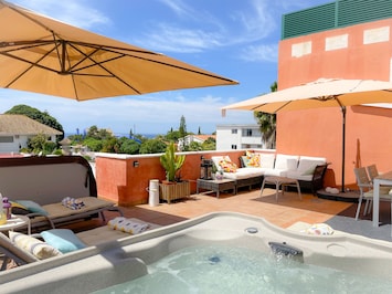 Bain à remous extérieur