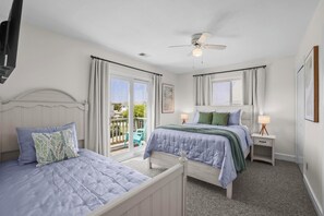 5 makuuhuonetta, työpöytÀ, silitysrauta/-lauta, ilmainen Wi-Fi