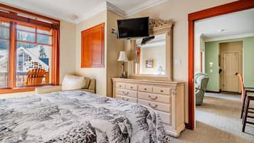 2 slaapkamers, een strijkplank/strijkijzer, reisbedje, gratis wifi