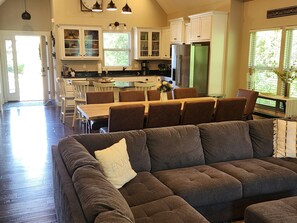 Smart TV, fireplace, video games, DVD player