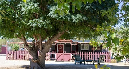 Cozy 2 BR On 2 Acres kanssa Orchard Rosamond, CA