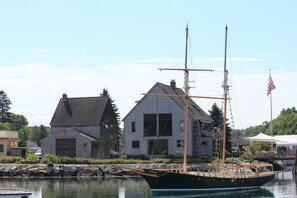 Exterior - Walk to Dock Square and Kennebunk Beach! (Kennebunk)