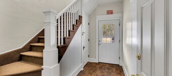 2nd Base Apt 2 - All Star Baseball Rentals