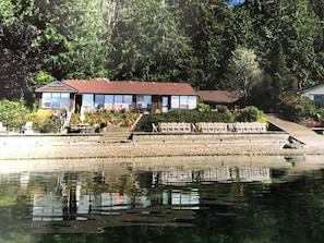 Exterior - Experience ‘The Magic Hour'; where Heaven meets Earth on the Hood Canal..... (Belfair)