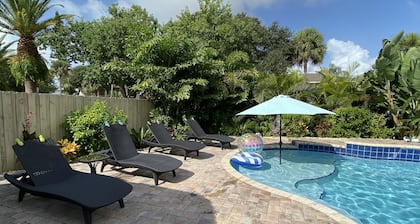 Gorgeous Cocoa Beach Home W/Heated Private pool- short walk to beach!
