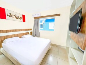 1 dormitorio, cortinas opacas, sistema de insonorización