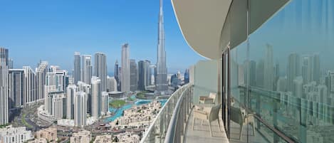 Deluxe Suite, 3 Bedrooms (Burj Khalifa View) | Terrace/patio
