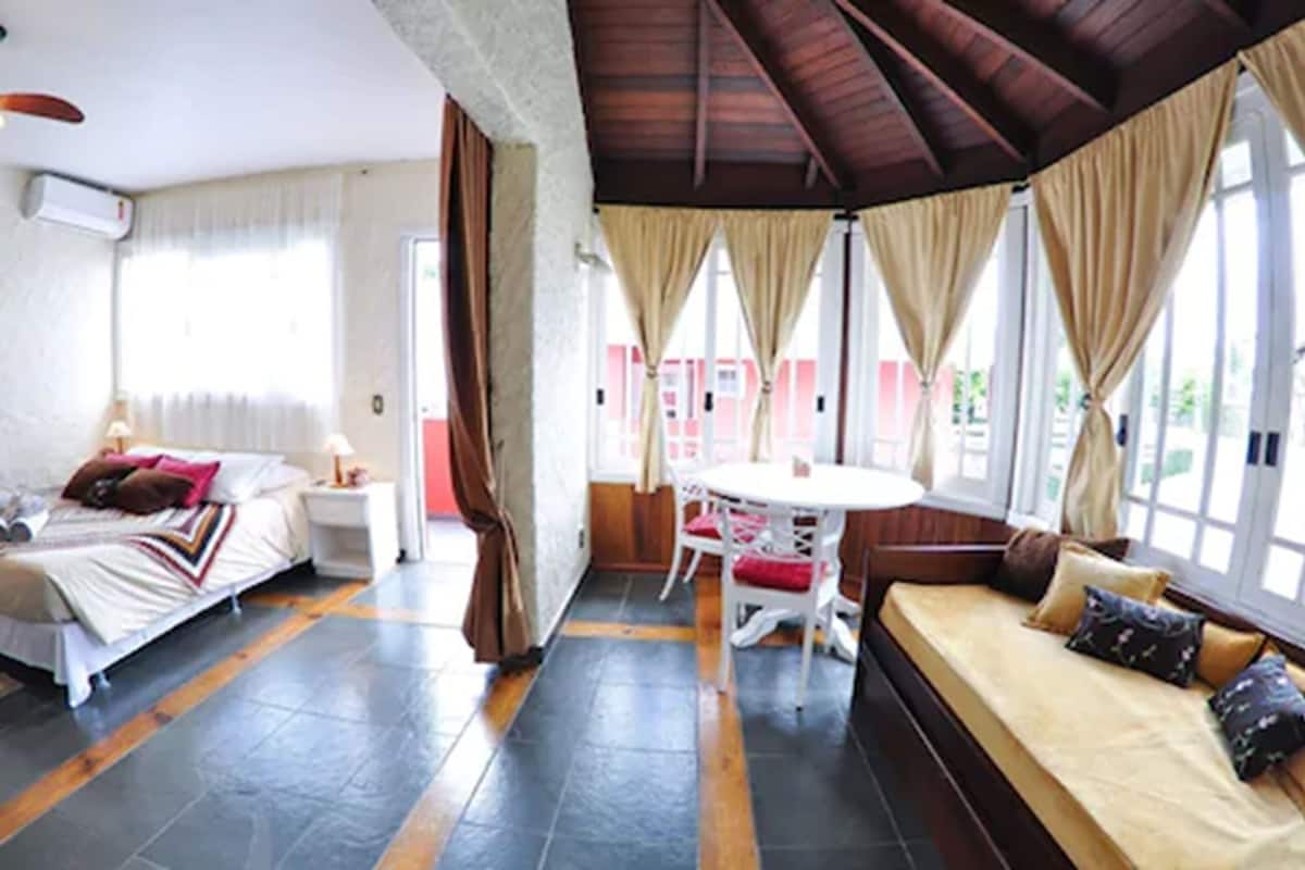 Minibar, desk, blackout curtains, free WiFi