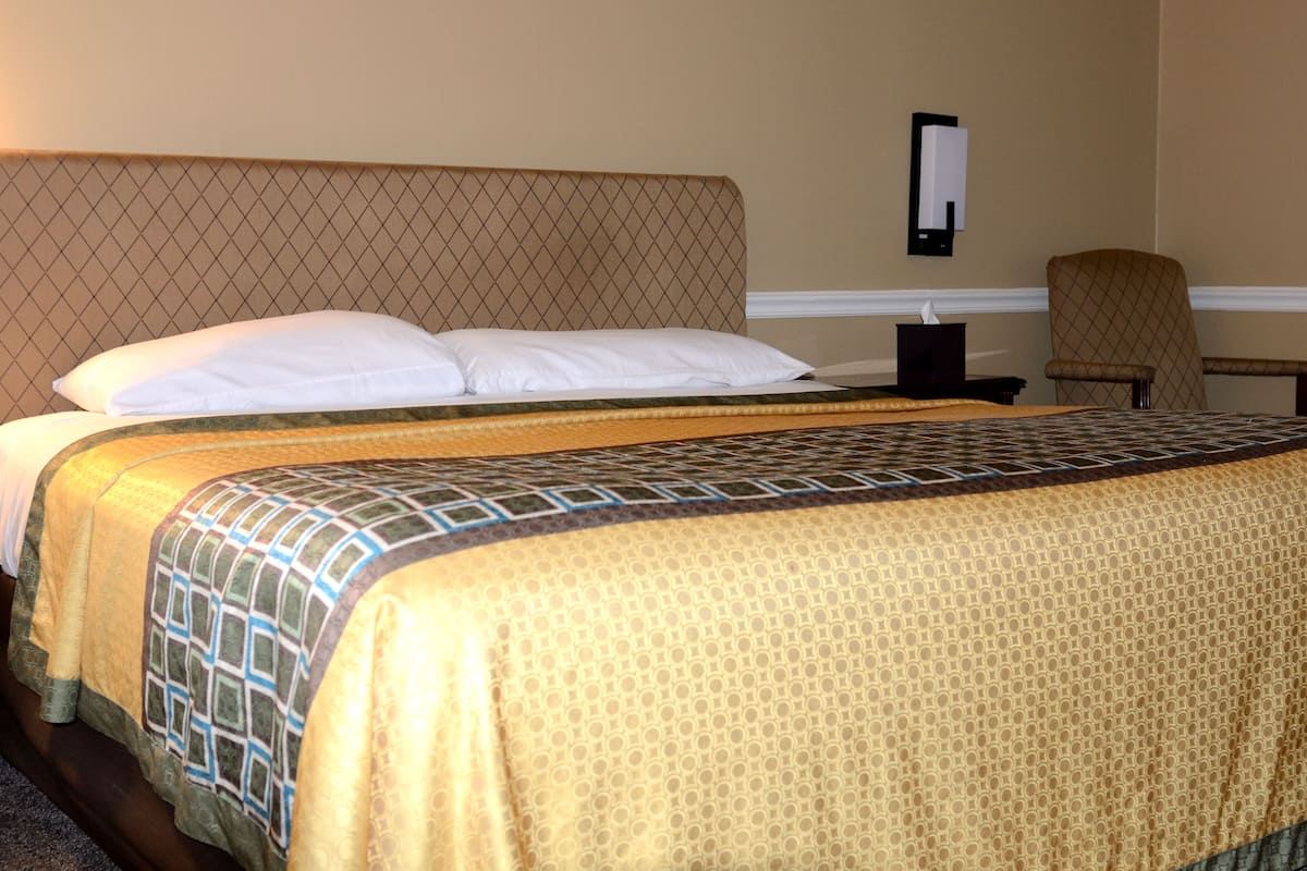 Kamar, 1 Tempat Tidur King, Bebas Asap Rokok | Seprai premium, selimut bulu angsa, dan tirai kedap cahaya