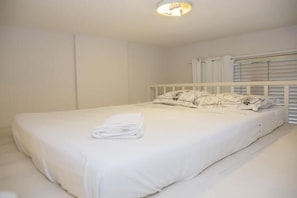 Appartement traditionnel | 1 chambre, rideaux d’obscurcissement, accès au Wi-Fi (inclus)