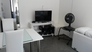 อพาร์ทเมนท์, 2 ห้องนอน | 1 ห้องนอน, มินิบาร์, ตู้นิรภัยในห้องพัก, ผ้าม่านกันแสง