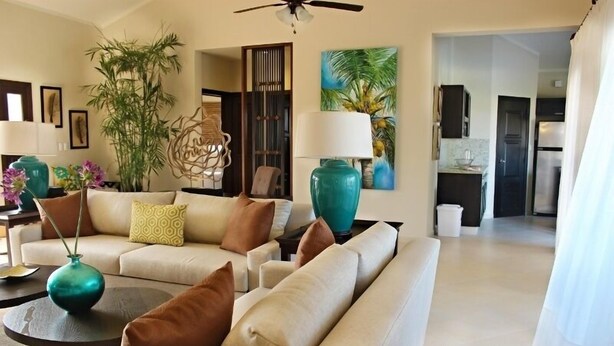 Villa, 3 Bedrooms | Living room | Flat-screen TV