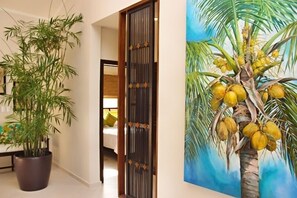 Villa, 3 Schlafzimmer | Wohnbereich | Flachbildfernseher