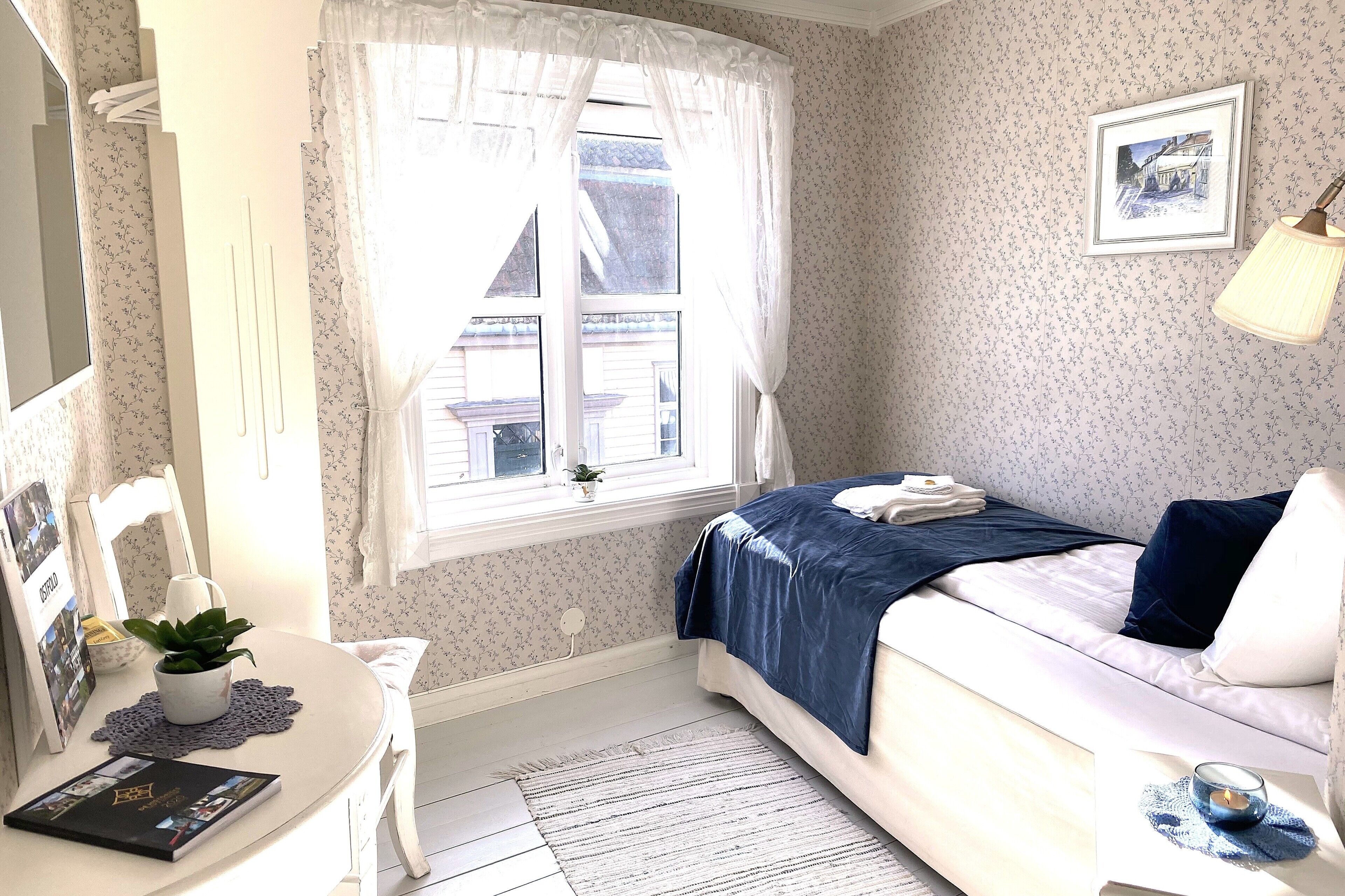 Standard Single Room, 1 Single Bed | Individually decorated, individually furnished, blackout curtains
