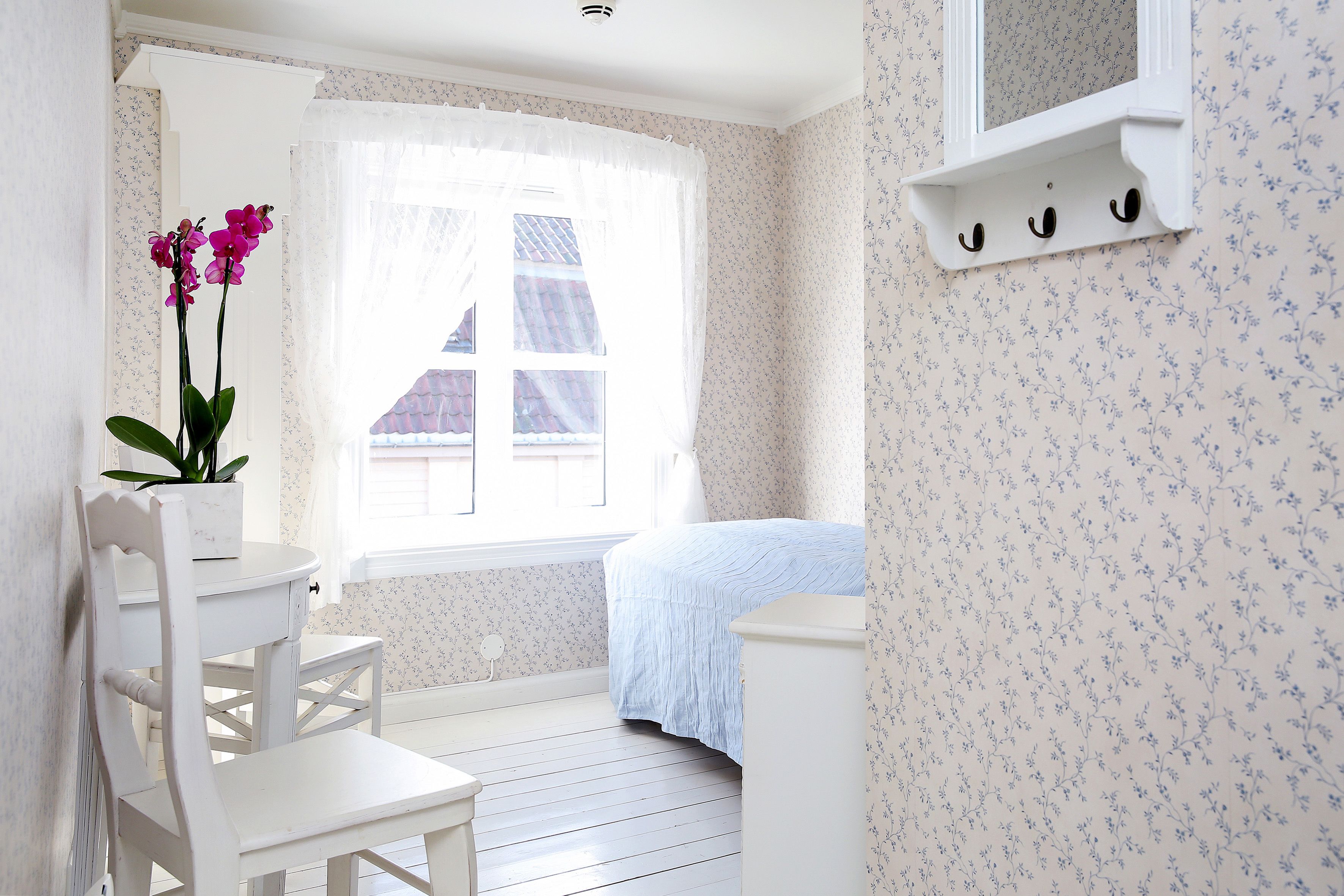 standard single room, 1 single bed | 1 bedroom, individually decorated, individually furnished