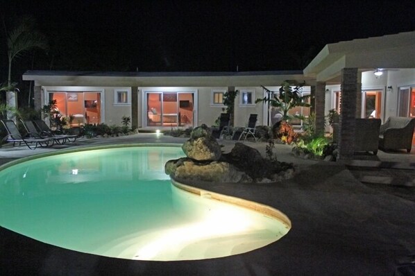 Outdoor pool - Well Furnished w Private Pool, BBQ & Palapa Bar (Sosúa)
