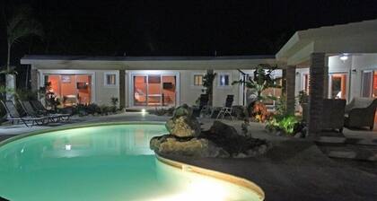 Well Furnished w Private Pool, BBQ & Palapa Bar