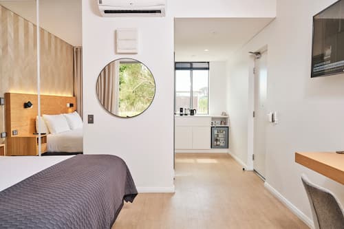 Premium bedding, pillowtop beds, minibar, in-room safe