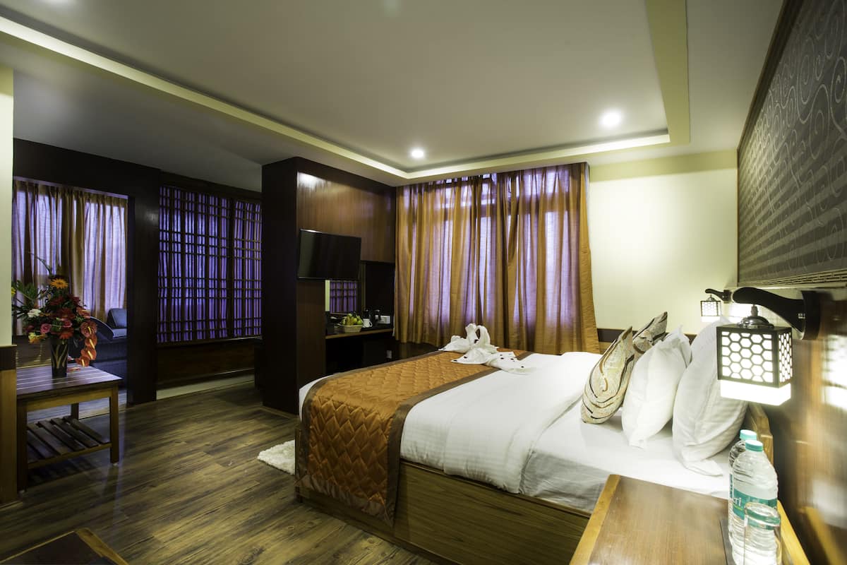 Royal Double Room, 1 King Bed, Smoking, Hill View | Premium bedding, in-room safe, desk, soundproofing