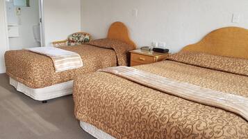 Queen Room 2  | Iron/ironing board, rollaway beds, free WiFi, bed sheets