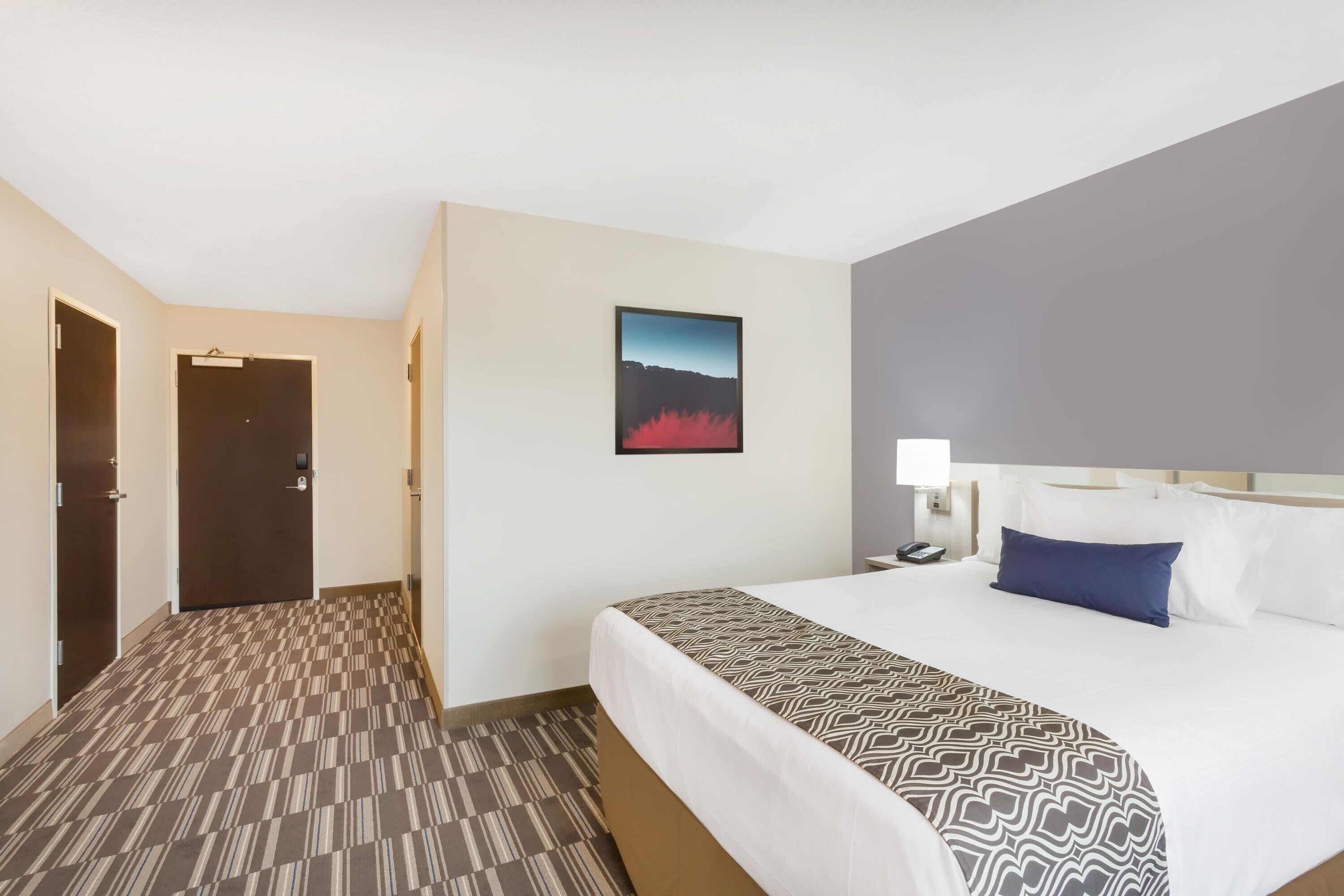 Desk, iron/ironing board, free cots/infant beds, rollaway beds