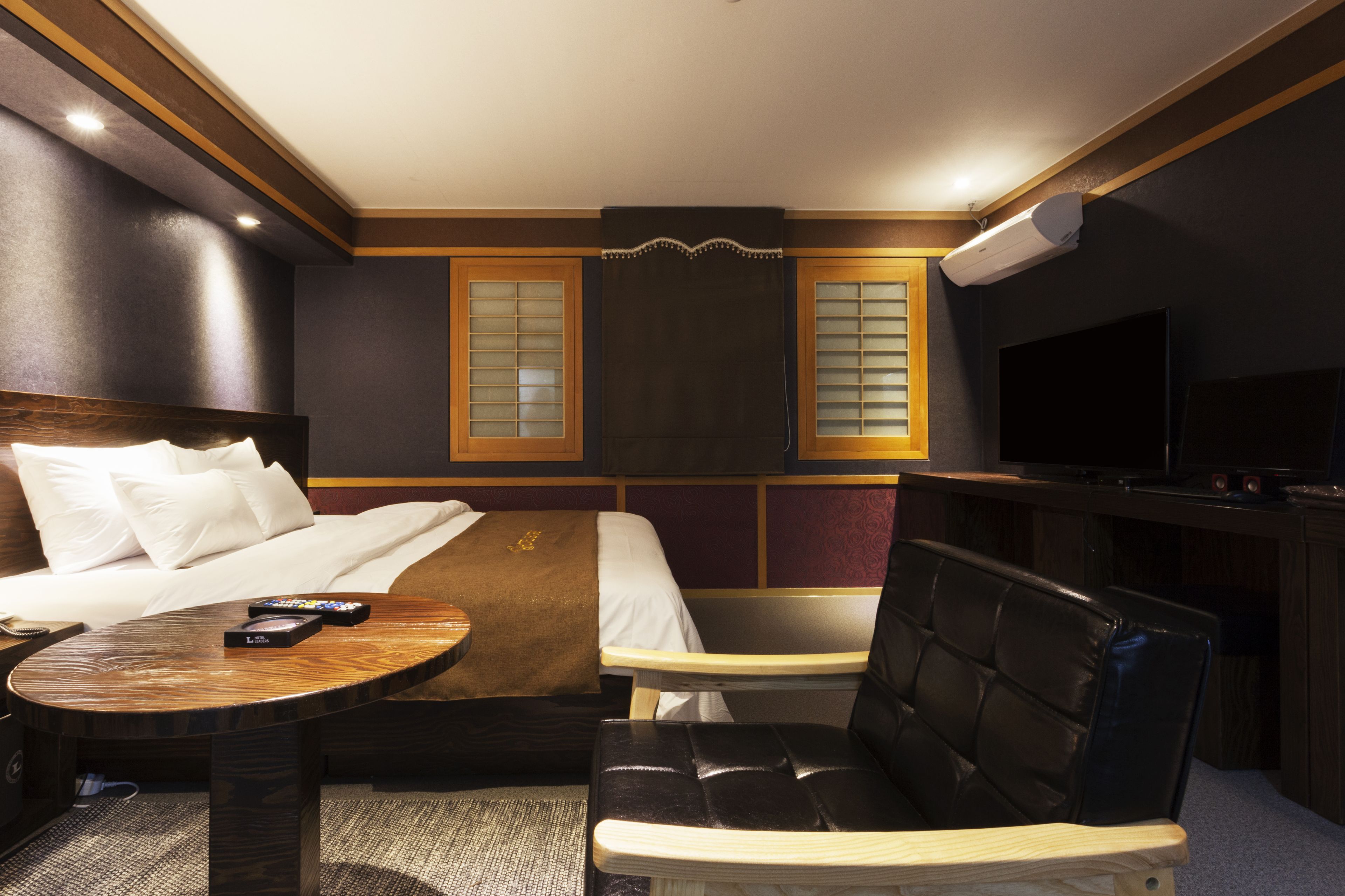 Photo - Hotel Leaders