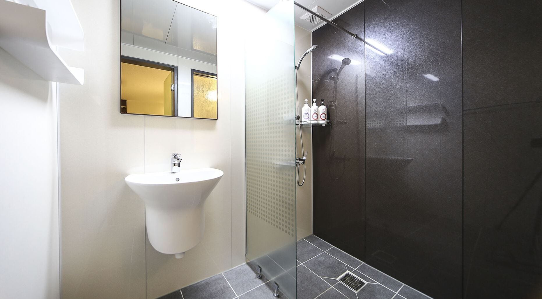 Photo - Hotel Leaders