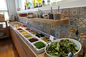 Desayuno buffet incluido todos los días