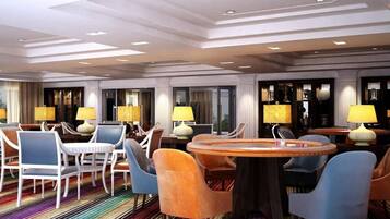 Serveert ontbijt, lunch, diner, internationale gerechten