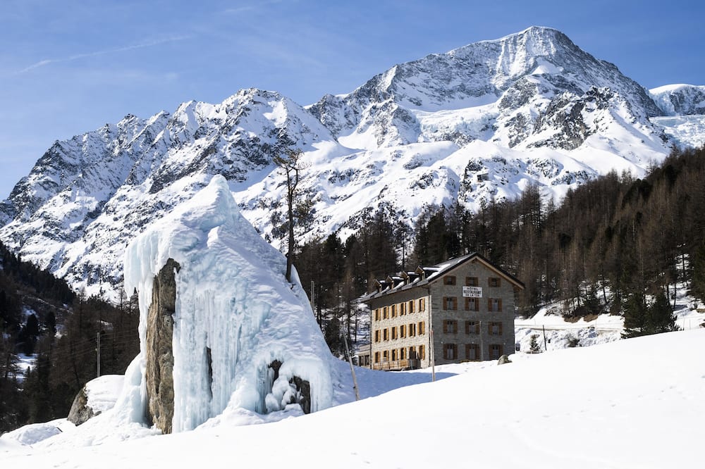 Hôtel Aiguille de La Tza