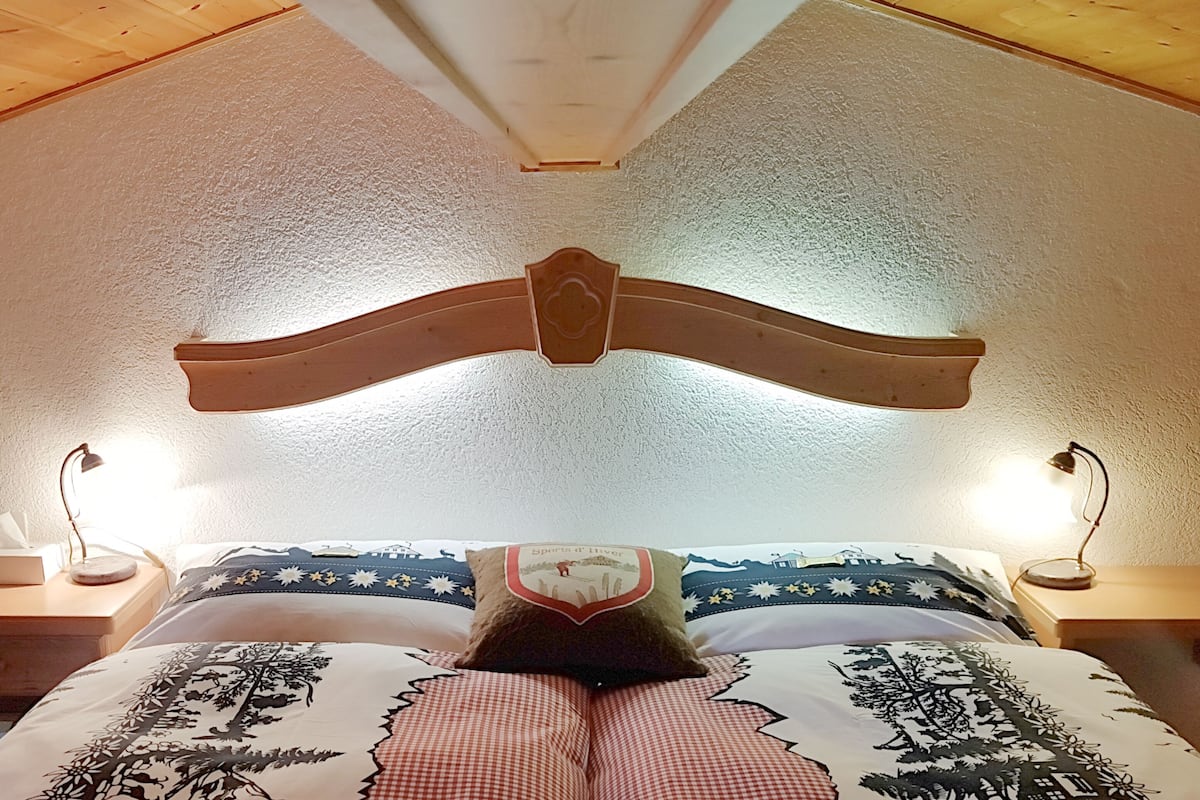 Suite Confort, balcon, en mezzanine | Minibar, coffres-forts dans les chambres, bureau, rideaux occultants