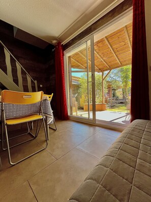 Villa Familiale, 2 chambres | Cuisine privée