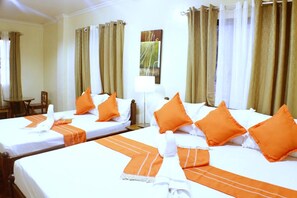 Apartment, 1 Bedroom | 1 bedroom, minibar, in-room safe, desk