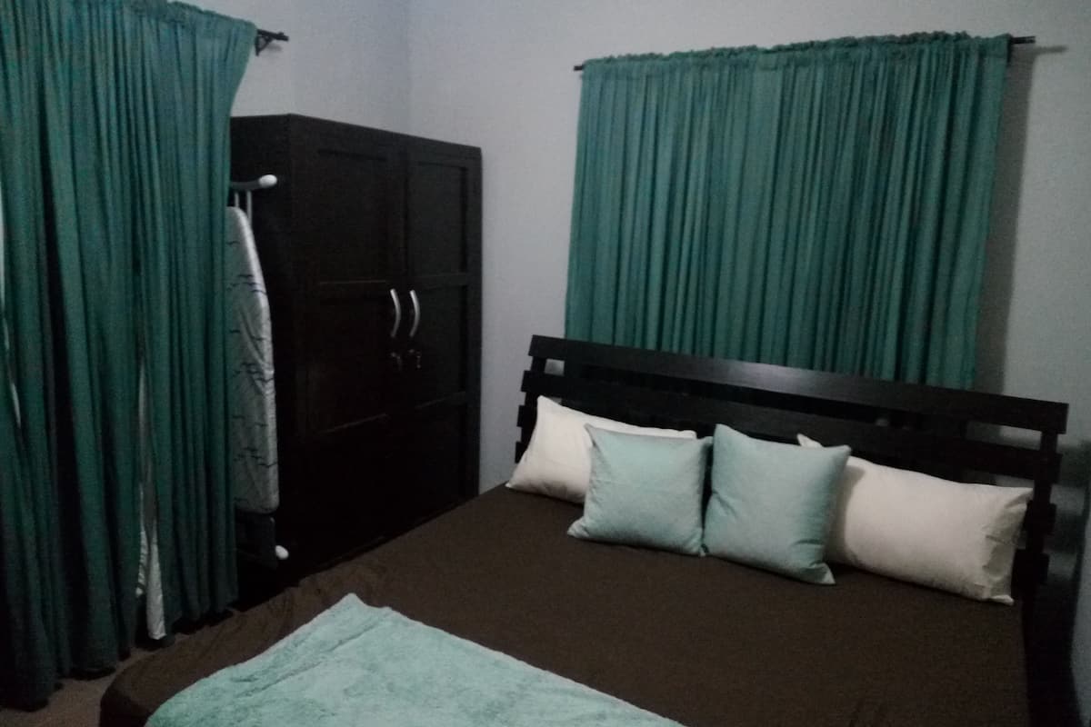 Ropa de cama de alta calidad, edredón y decoración personalizada