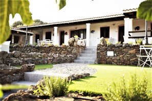 Front of property - Country House S'Ozzastru (Dorgali)