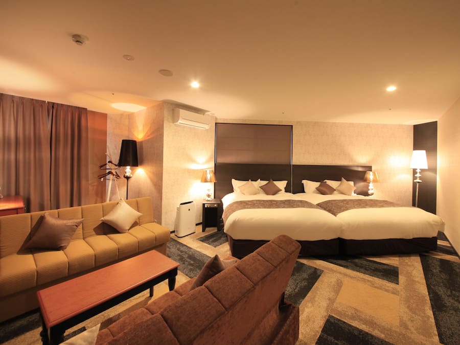 Comfort-Zweibettzimmer, Nichtraucher (Extra Sofa Bed from 5th adult) | Schreibtisch, Bügeleisen/Bügelbrett, kostenloses WLAN, Bettwäsche