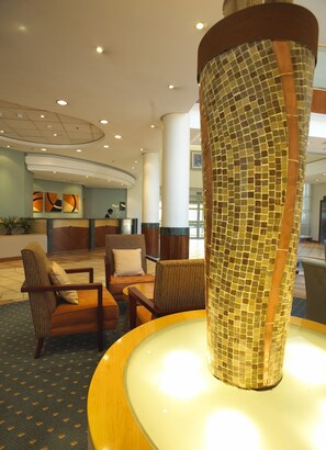 Sala de estar en el lobby