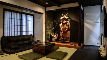 Complete house | Living area | Flat-screen TV