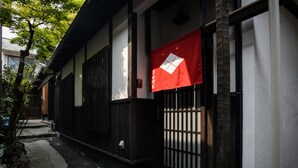 Gambar tidak terklasifikasi, 4 dari 21, tombol