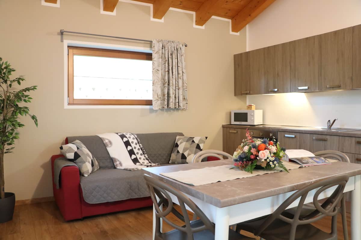 Chalet, 2 Bedrooms, Accessible | Living area | Flat-screen TV
