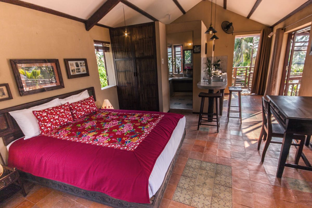 Magga Sunset Coco River Studio | Minibar, in-room safe, laptop workspace, blackout drapes
