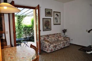 Villa, 3 Bedrooms (Fiumetto) | Living room | Flat-screen TV