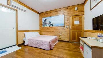 Quarto casal | Escrivaninha, cortinas blackout, Wi-Fi de cortesia