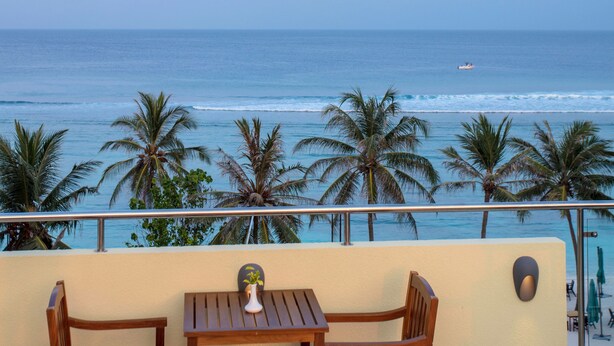 Beach/ocean view - The Avenue and Spa (Hulhumalé)