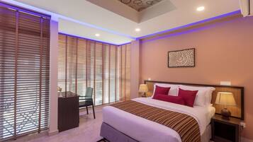 Minibar, in-room safe, desk, soundproofing