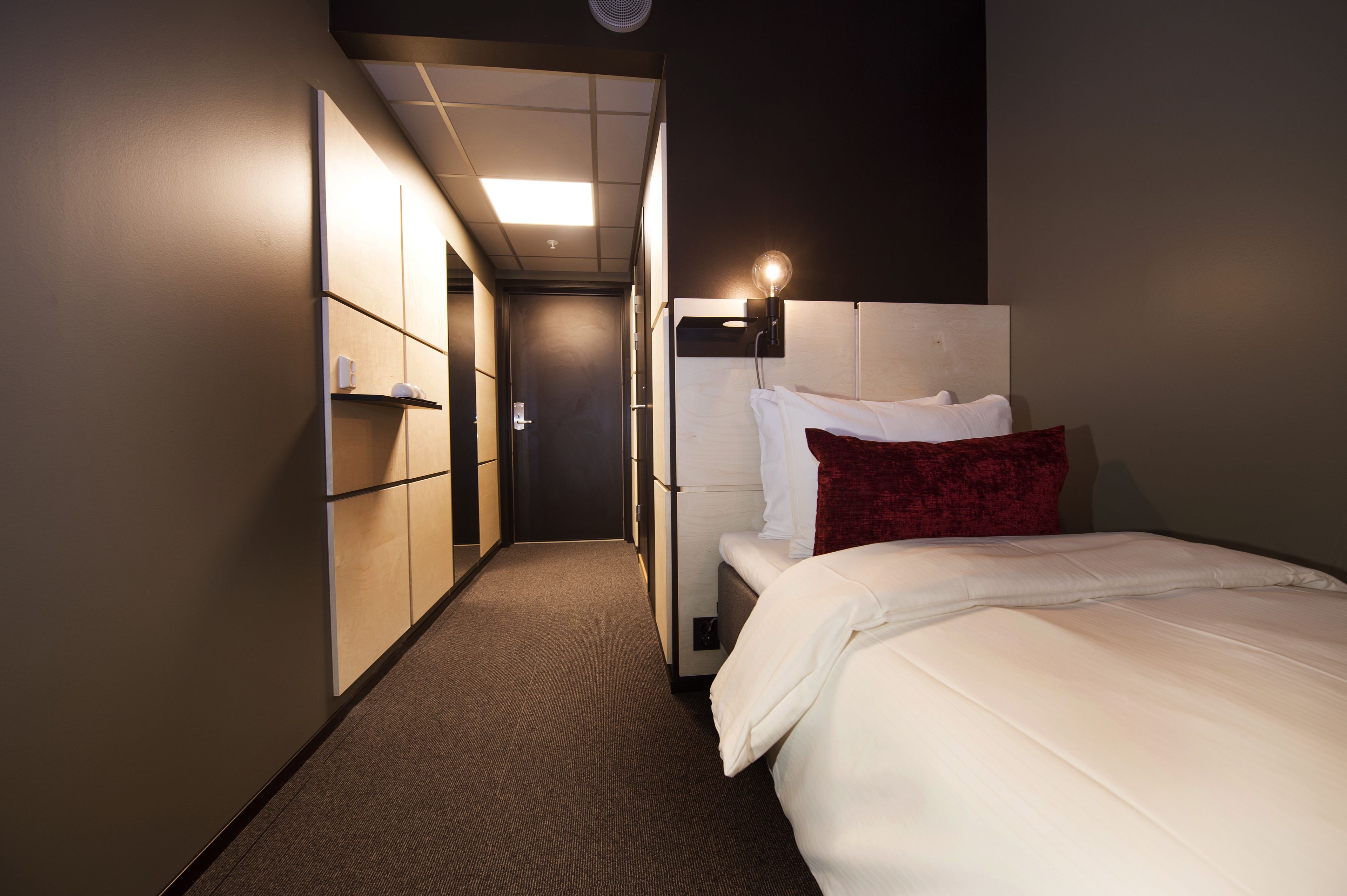 standard single room | blackout curtains, soundproofing, iron/ironing board, free wifi