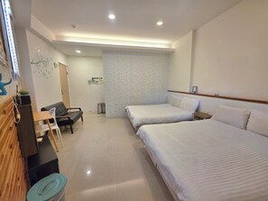 Individually furnished, blackout curtains, soundproofing, free WiFi - Puri Stay Q House (Puli)