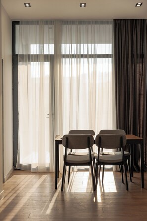 2BDR Apartment on Hanrapetutyan 17 | Living area | 40-inch Smart TV with cable channels - RIS Central Apartments Yerevan (Yerevan)